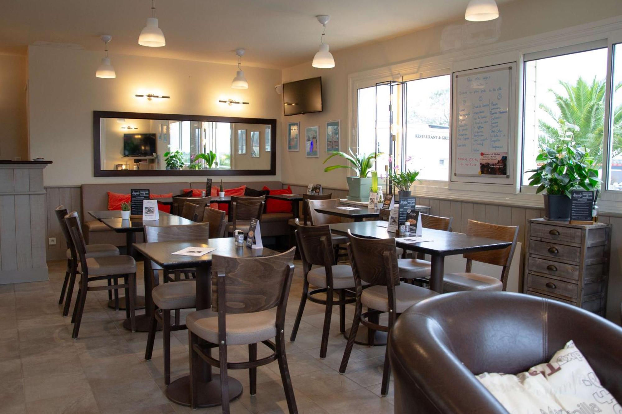 Brit Hotel Lannion-Perros Guirec Bagian luar foto