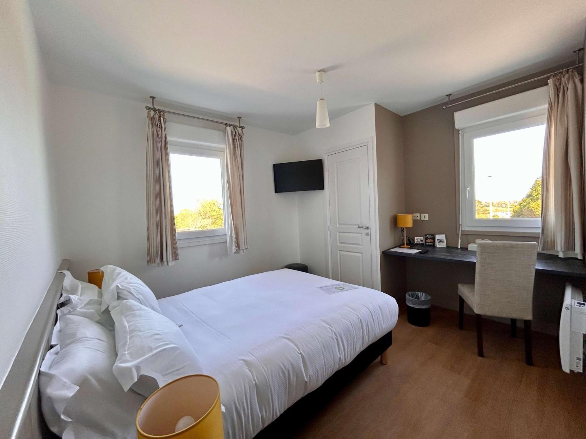 Brit Hotel Lannion-Perros Guirec Bagian luar foto