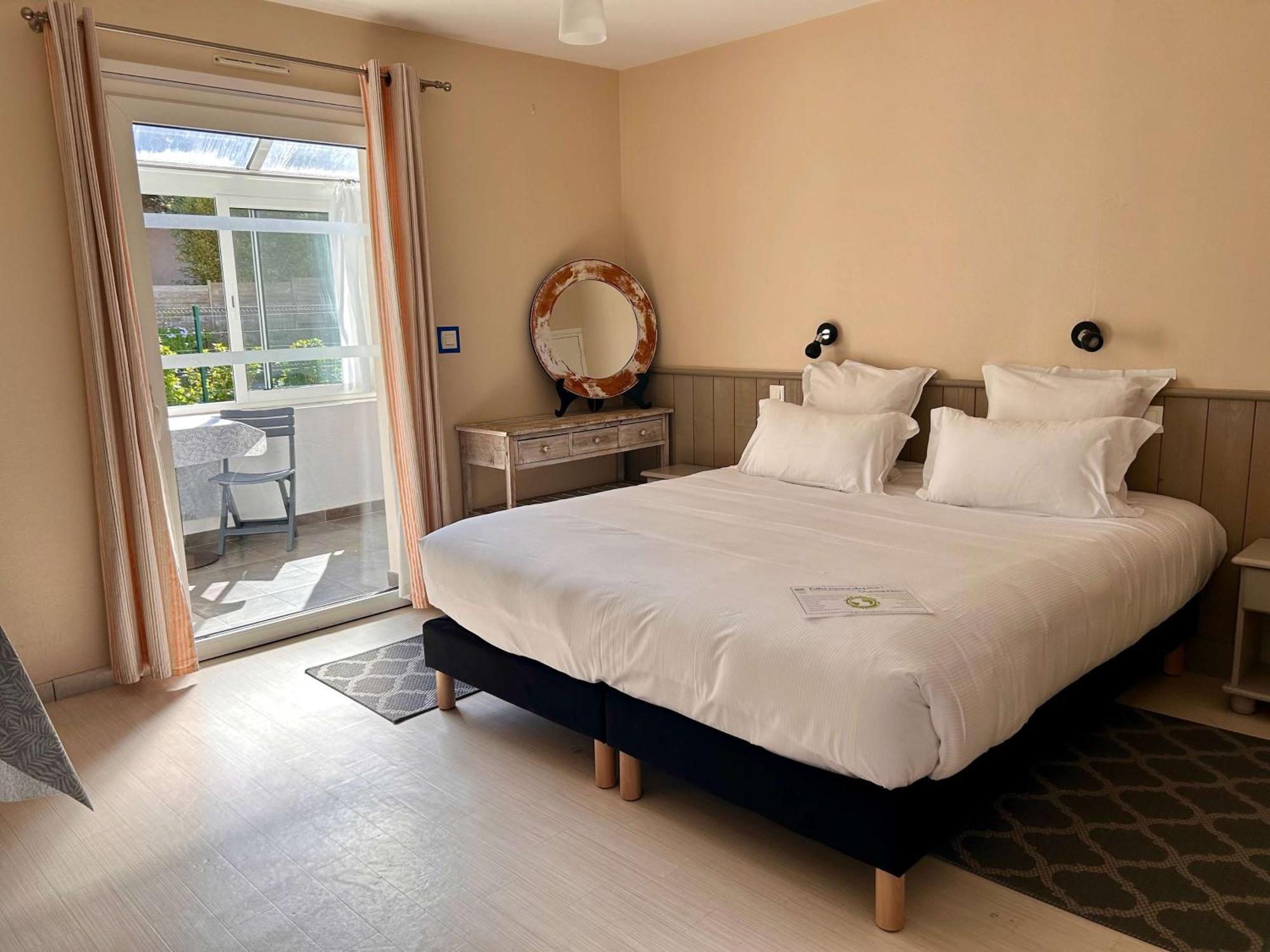 Brit Hotel Lannion-Perros Guirec Bagian luar foto