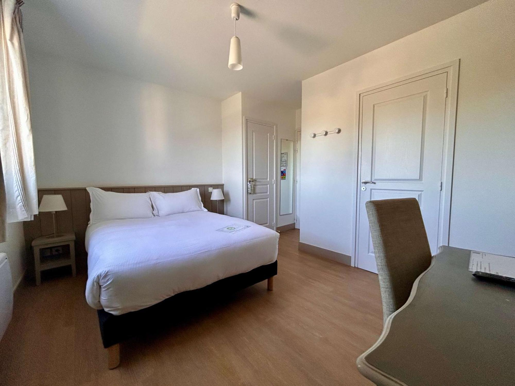 Brit Hotel Lannion-Perros Guirec Bagian luar foto