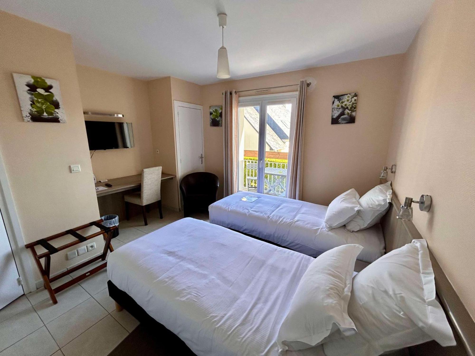 Brit Hotel Lannion-Perros Guirec Bagian luar foto
