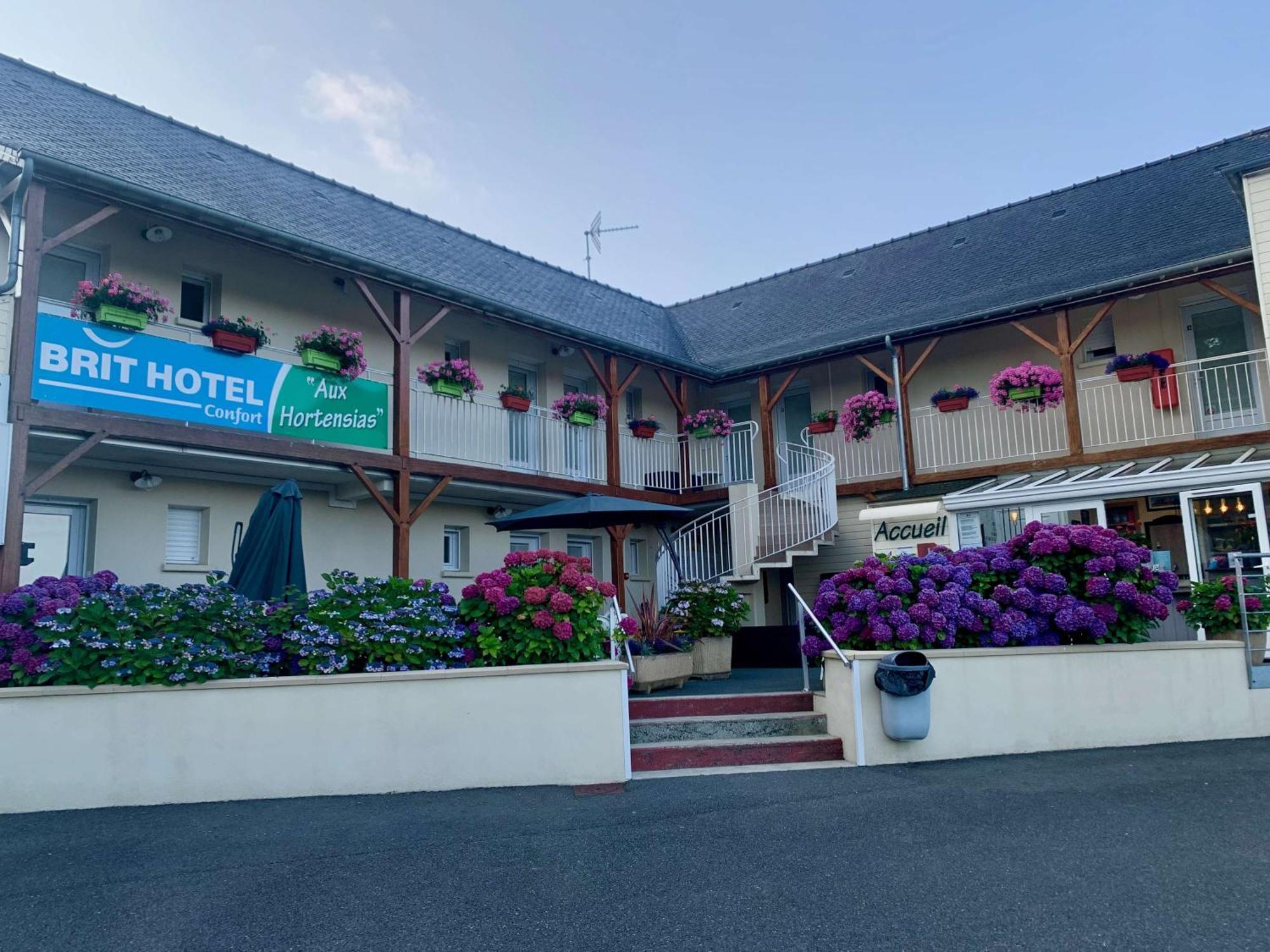 Brit Hotel Lannion-Perros Guirec Bagian luar foto