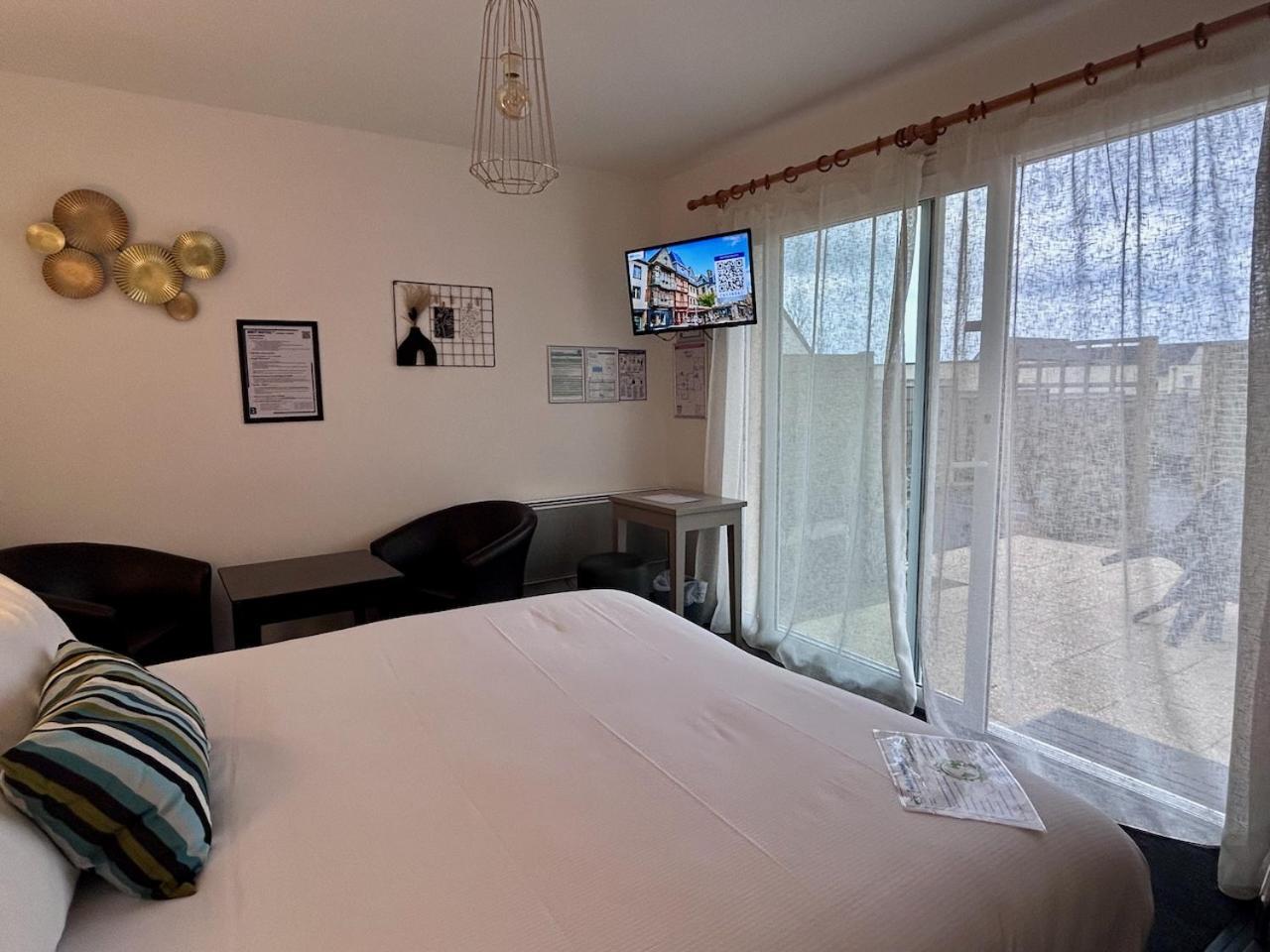 Brit Hotel Lannion-Perros Guirec Bagian luar foto